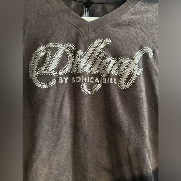Dilligaf Black T-Shirt with Rhinestone Logo - Picture 2 of 5